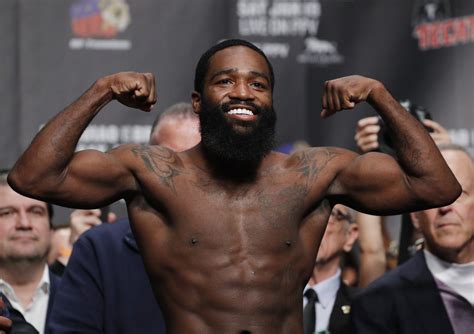 Adrien Broner Defeats Bill Hutchinson by Unanimous Decision in 1st.